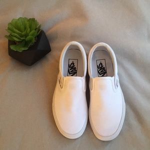 Vans Slip-ons (True White)
